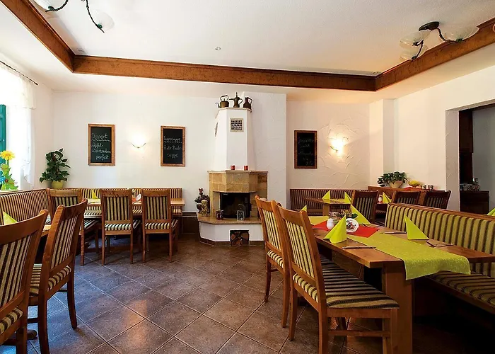 Hotel Kurparkstuebl 2*